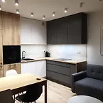 Tesorio Modern Balcony & Parking Apartment *