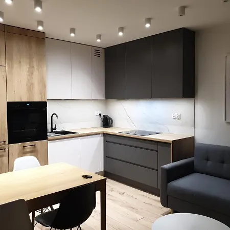Tesorio Modern Aircon & Parking Apartman *