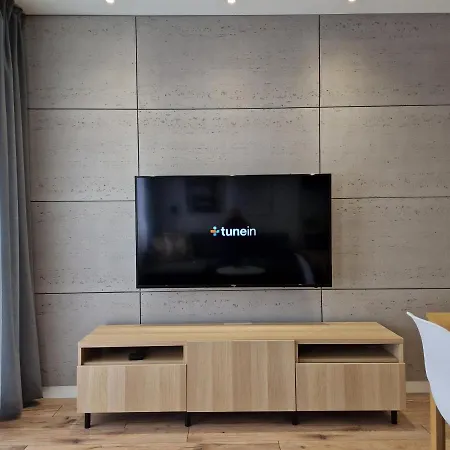 Tesorio - Ac, Balcony, Free Parking 아파트