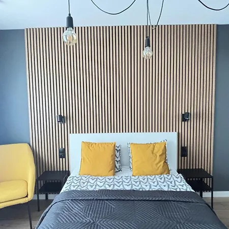 Tesorio Modern Aircon & Parking * Breslau